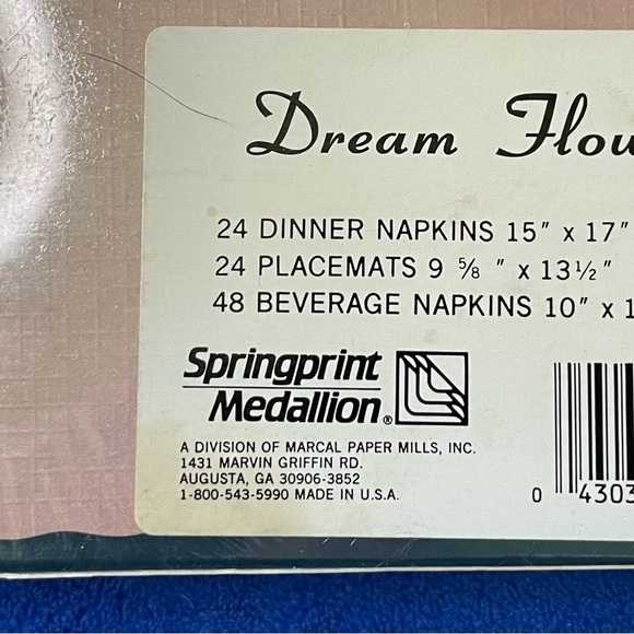 Springprint Medallion Dream Flowers Distinctive Table Fashions Napkins/Placemat - Picture 4 of 4